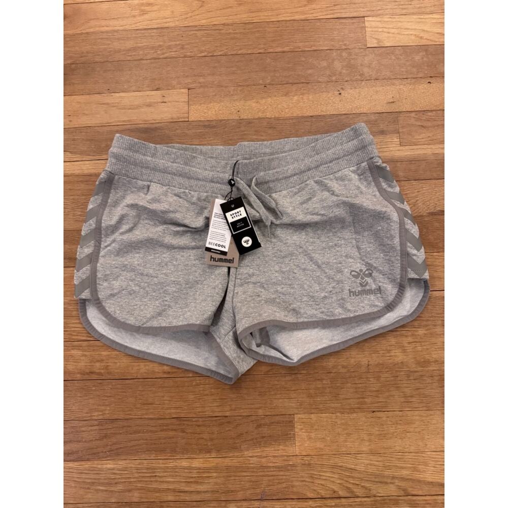 NWT Hummel Women's Gray Sport Style Shorts - Size XL
 b40